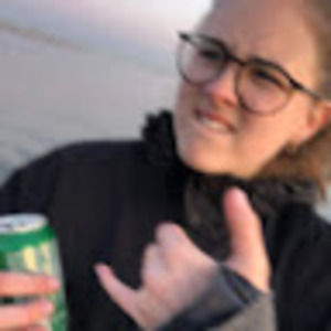 Meet your Posher, Tova